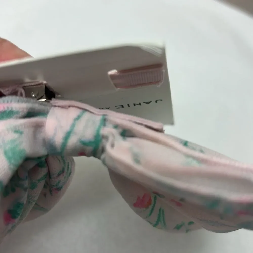 Janie and Jack Bunny Pink floral bow barrette New with tags one size